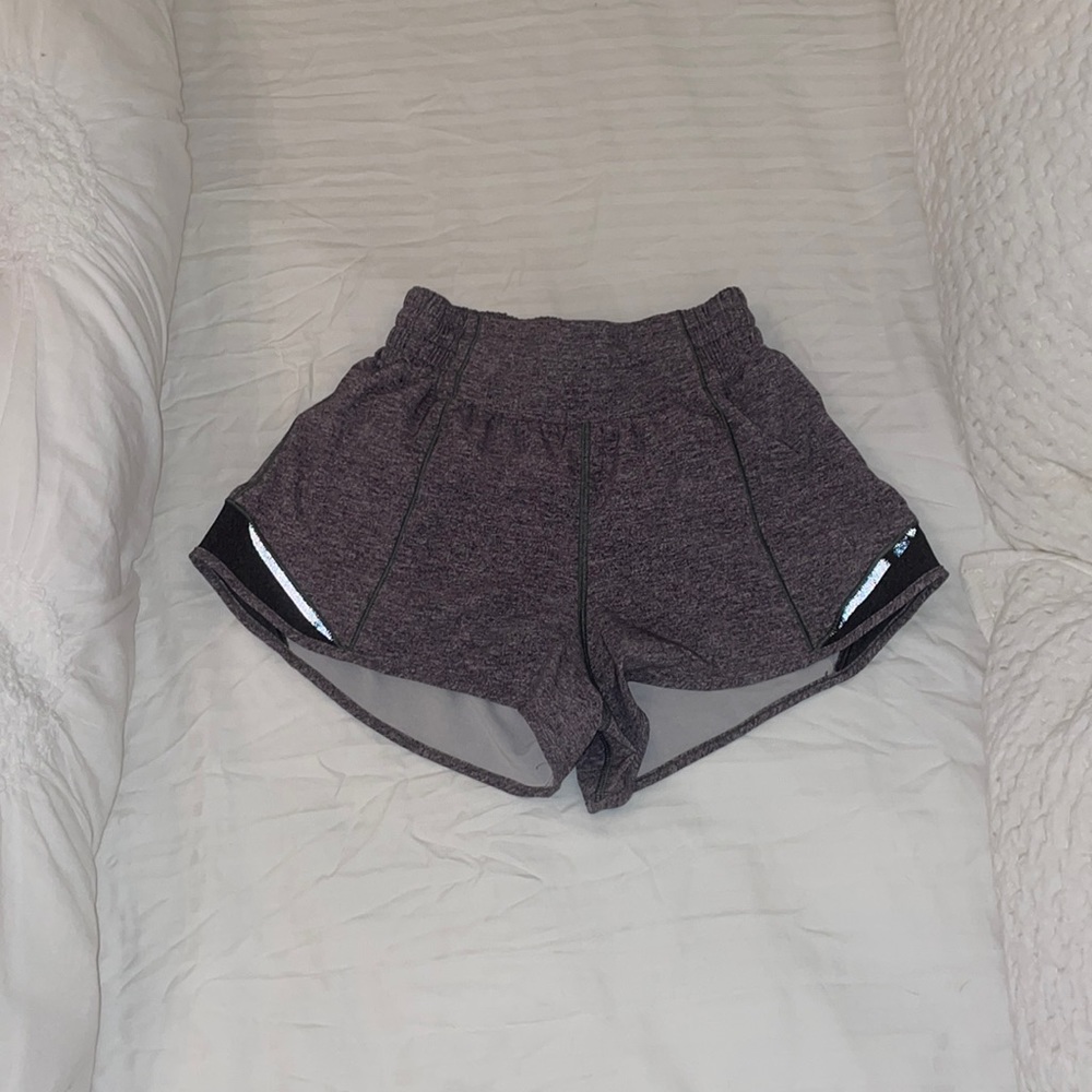 Lululemon High Rise Hotty Hot Shorts 2.5 Heathered Grey